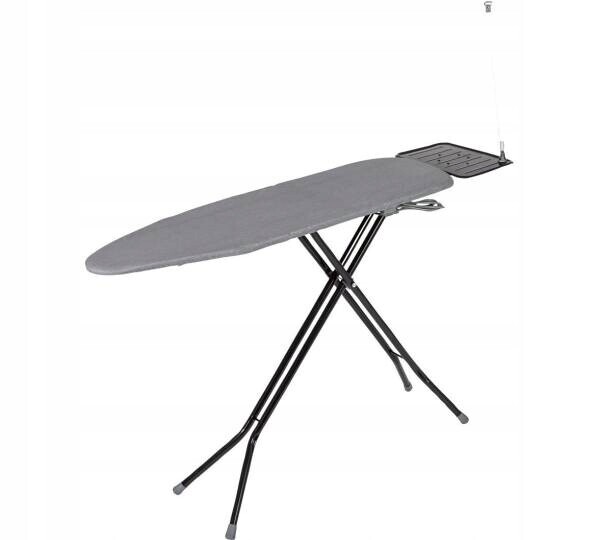 AquaPur Žehlicí prkno s elektrickou zásuvkou a parní stanicí