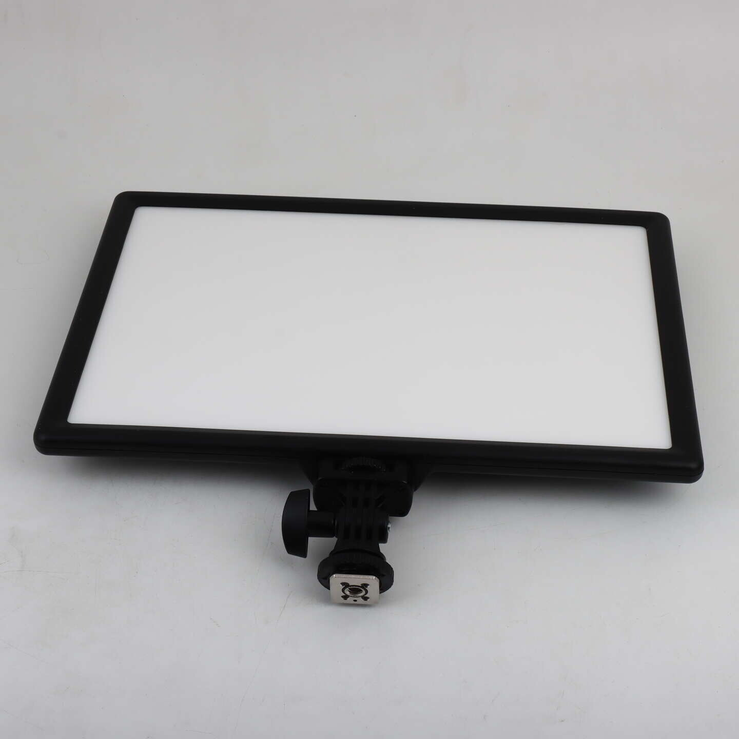 Newell LED světlo Air 650i bazar