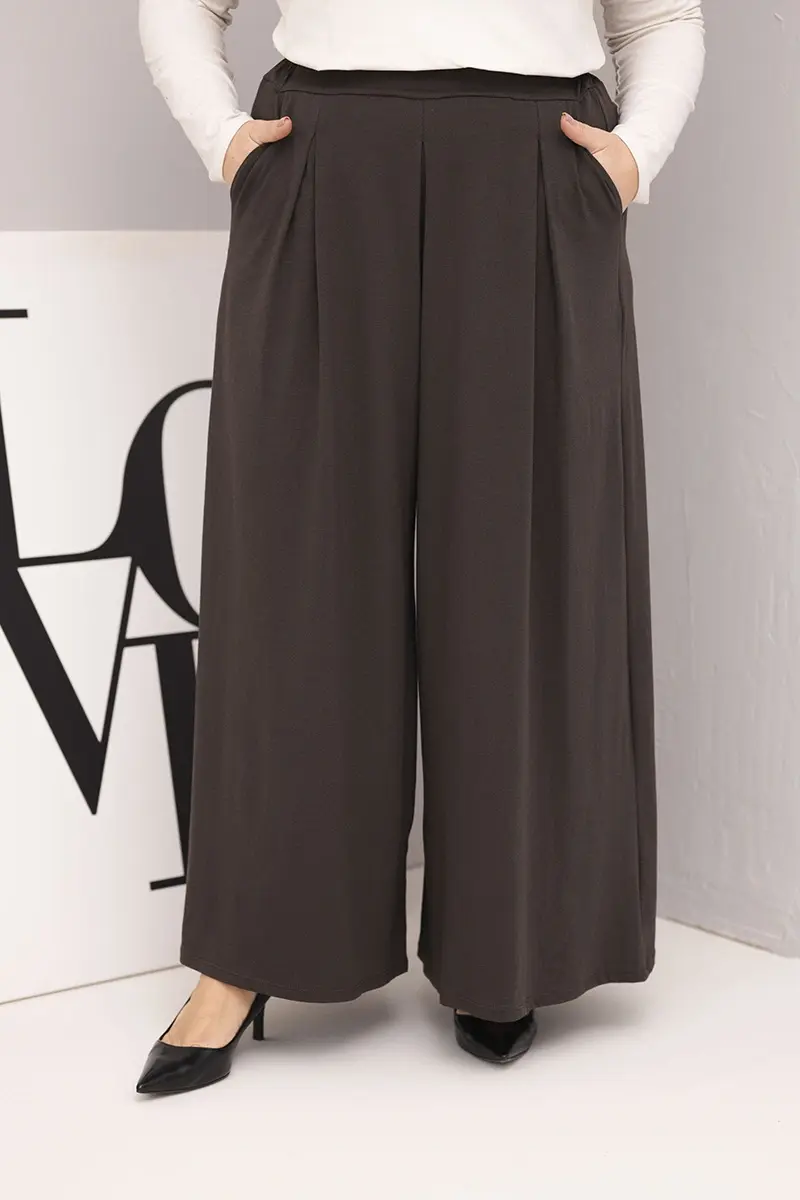 Kesi Włoski Dámské bavlněné kalhoty Plus Size s širokou nohavicí a volným střihem hnědé