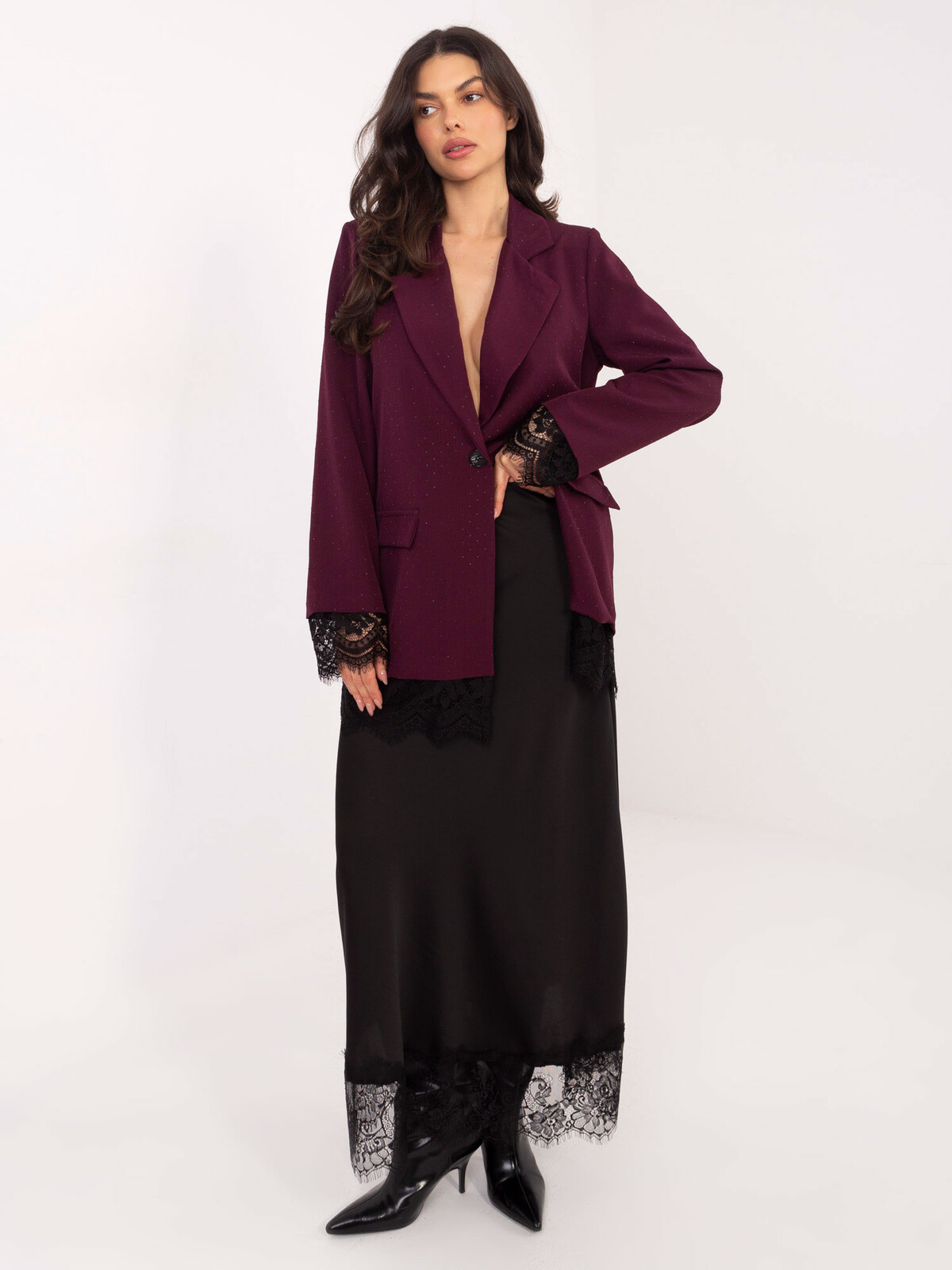 Dámský tmavě červený blazer s krajkou