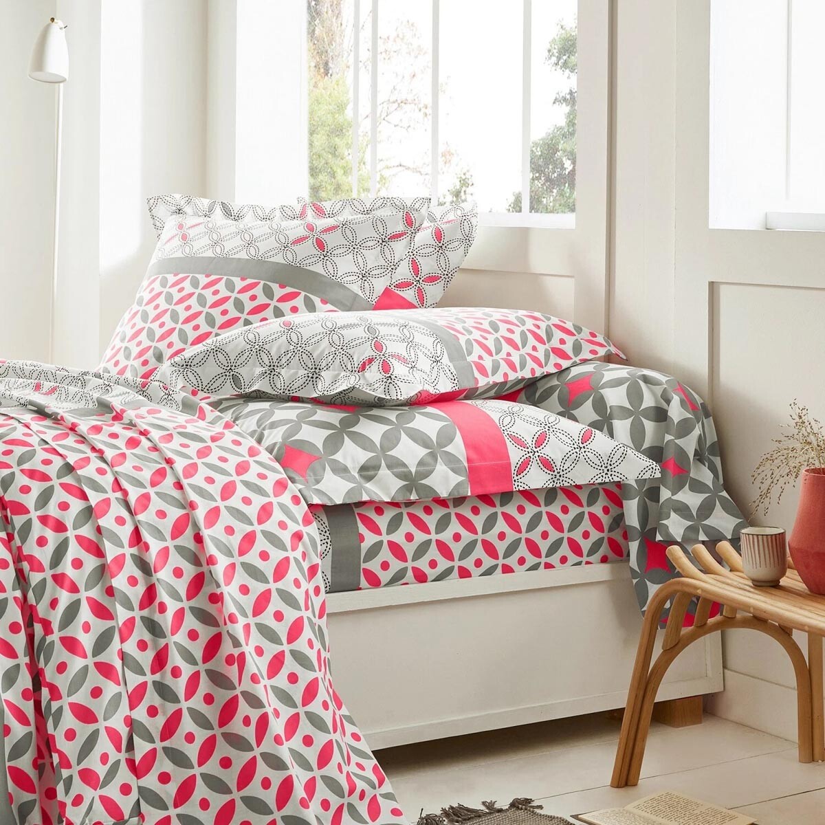 Bavlněné povlečení Marlow, šedá/korálová, 140 x 200 cm