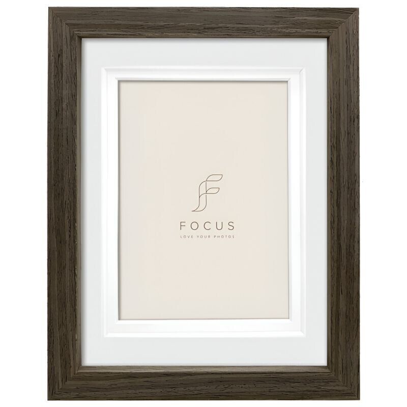 Focus Dahlia Walnut 30x40/PP 20x30, ořech