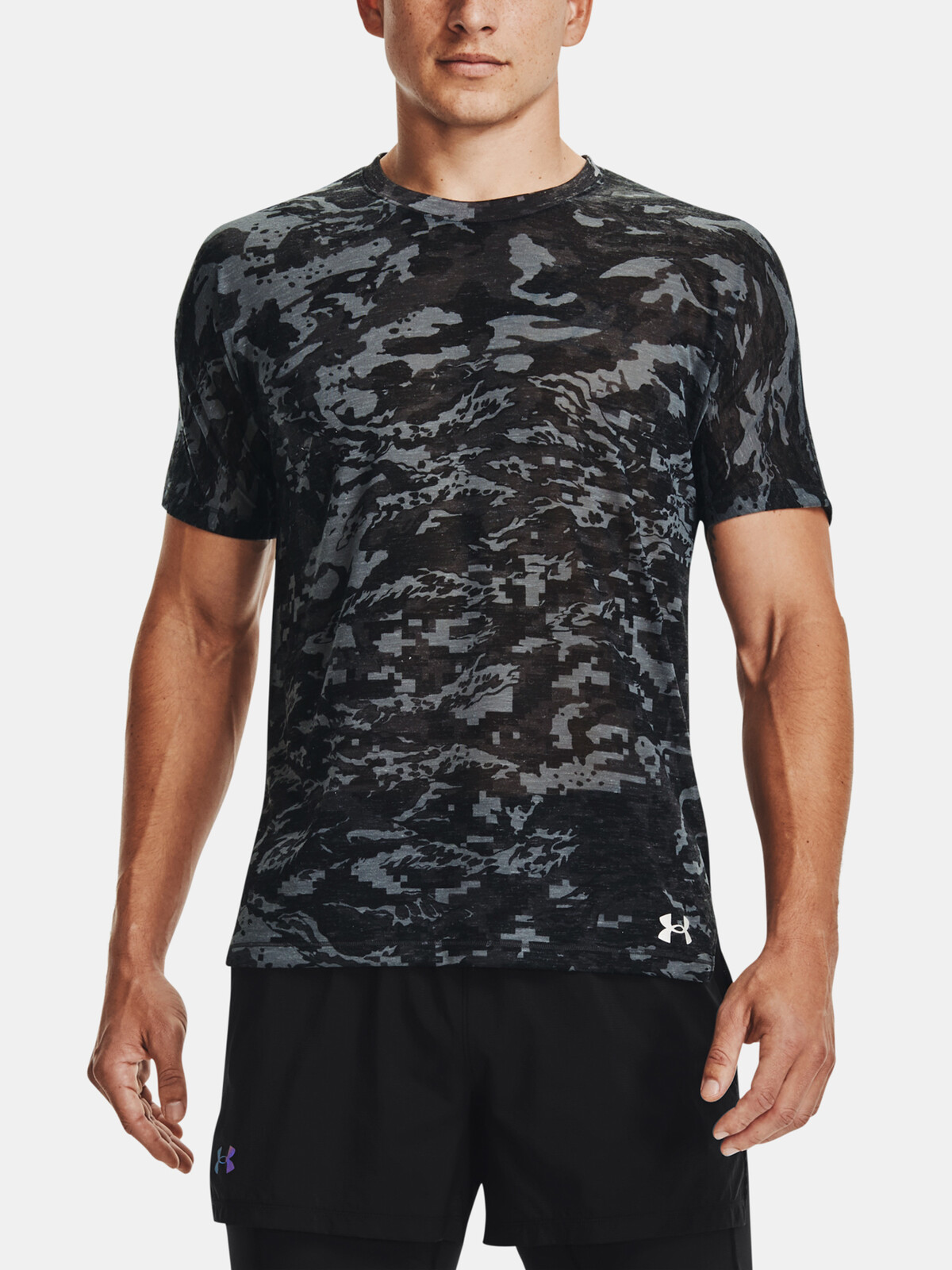Under Armour Tričko UA Breeze SS-BLK - Pánské
