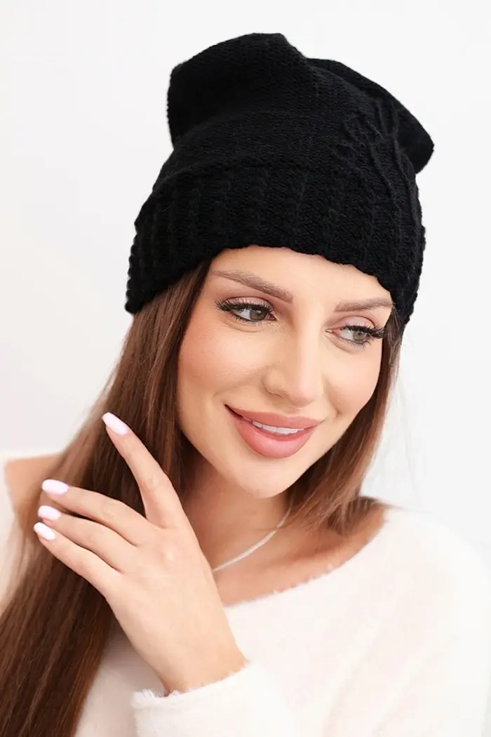 Dámská zimní čepice Kesi s reliéfním vzorem