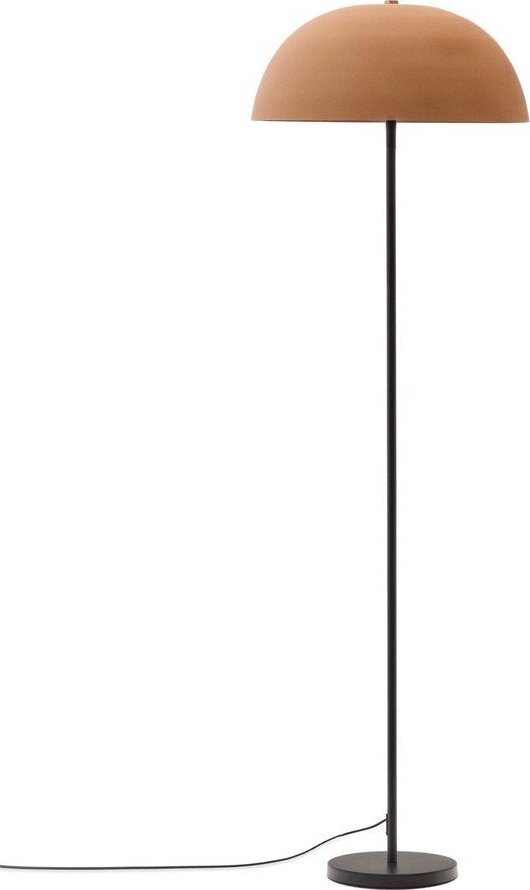 Stojací lampa v terakotové barvě s kovovým stínidlem (výška 140 cm) Nibla – Kave Home