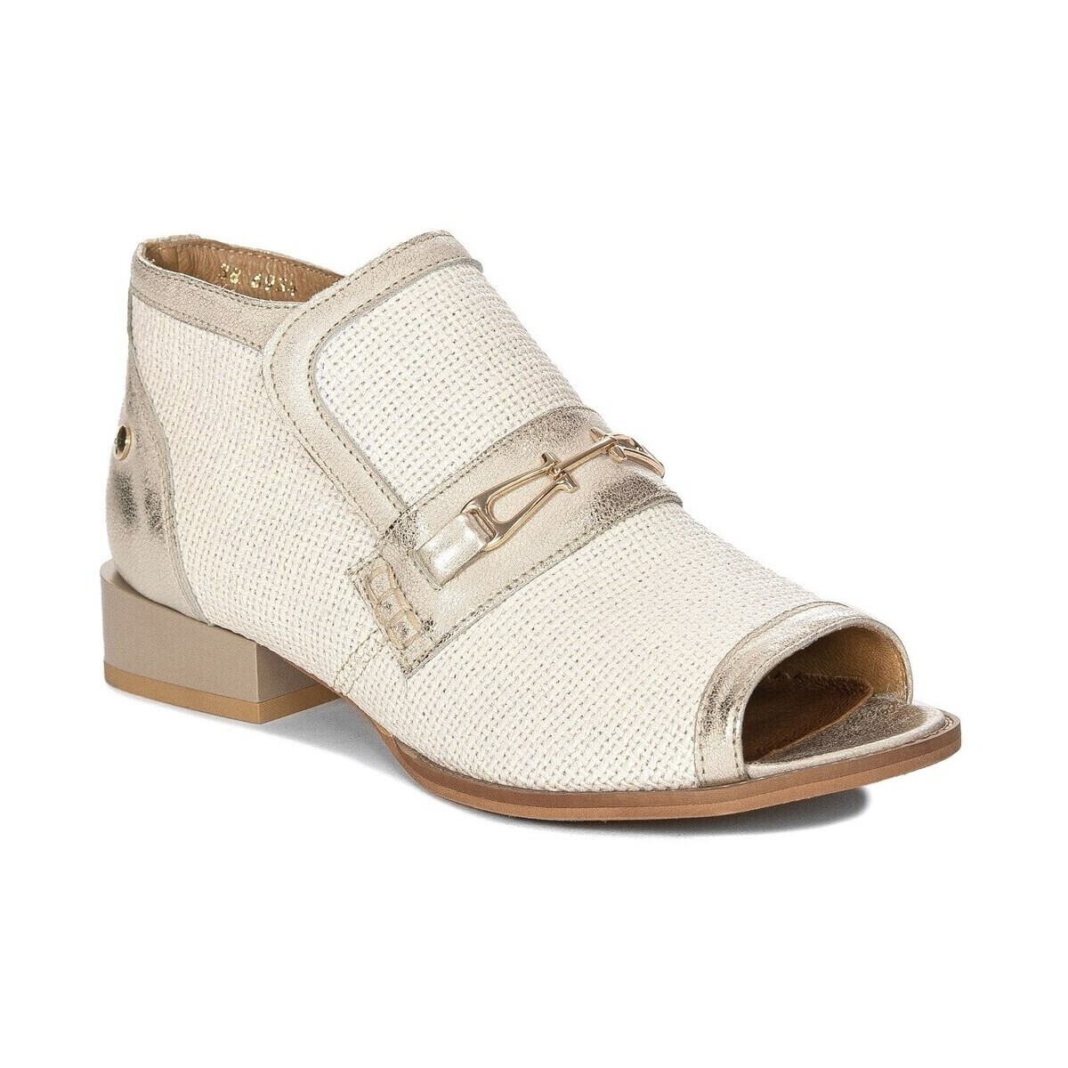 Maciejka  0693425001  ruznobarevne