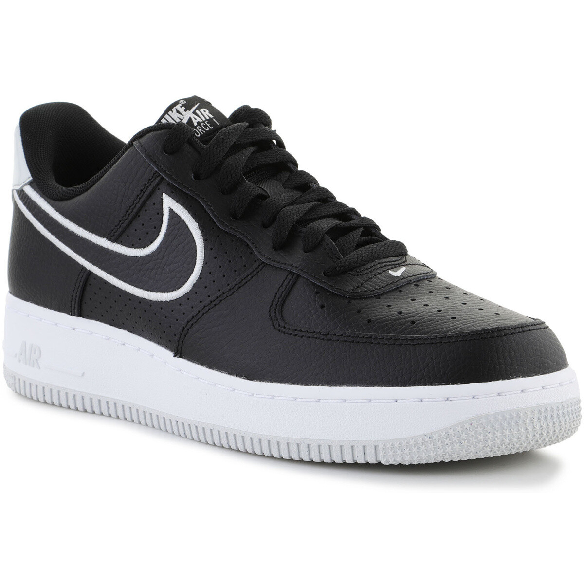 Nike  Air Force 1 '07 FJ4211-001  Černá