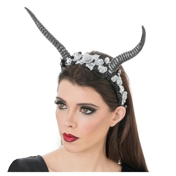 Čelenka s rohy a stříbrnými květy