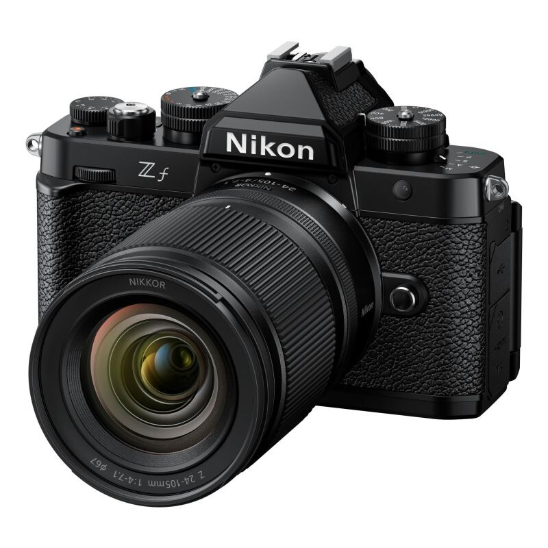 NIKON Z f + 24-105 mm