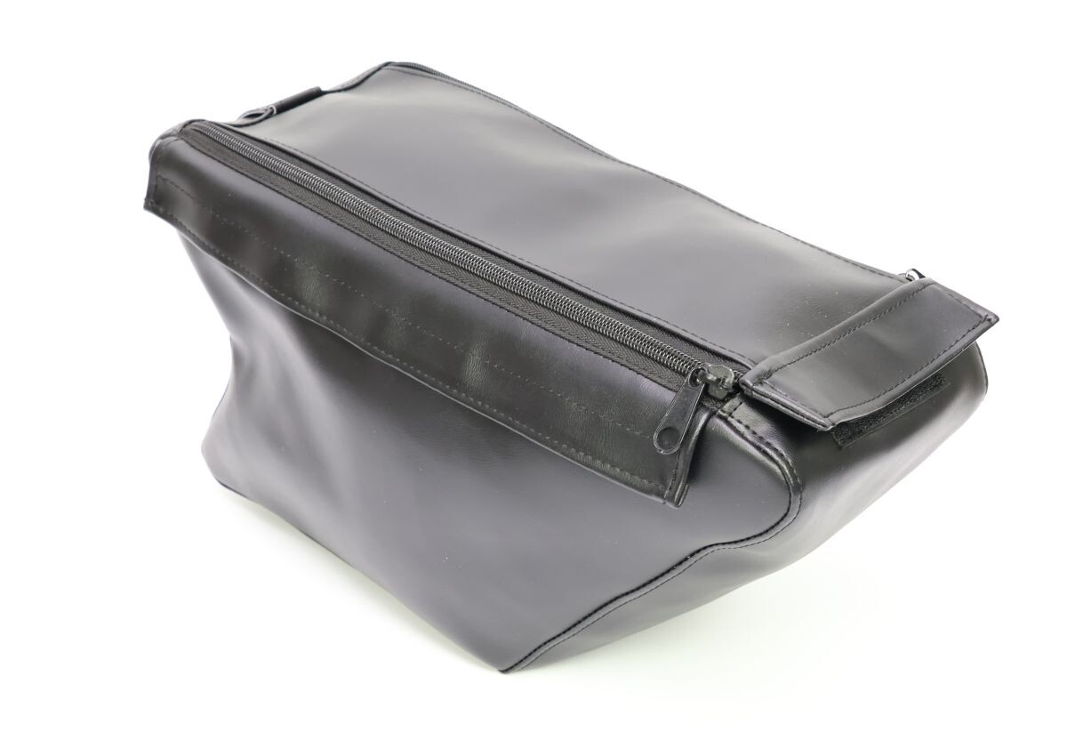 MOTOMAX, s.r.o. Box středového nosiče BABETTA 210, 225 - černá koženka 