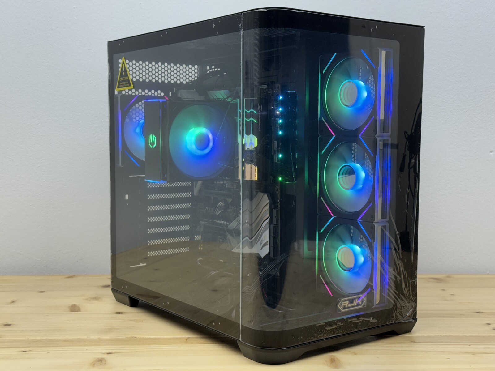 Herní PC i5-8500 | RTX 2060 6GB | 16GB RAM | 1TB NVMe | RGB