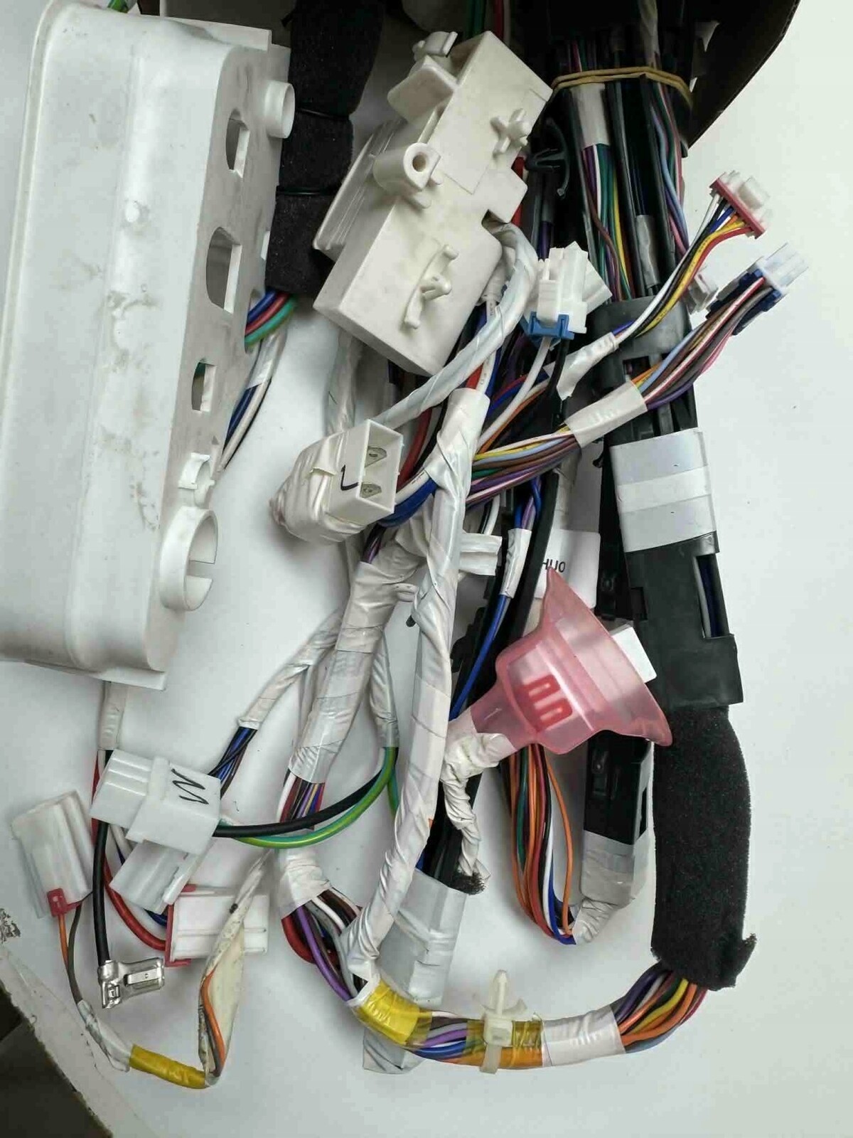 Hlavní kabelový svazek bubnu pro pračky značky Samsung DC93-00895D