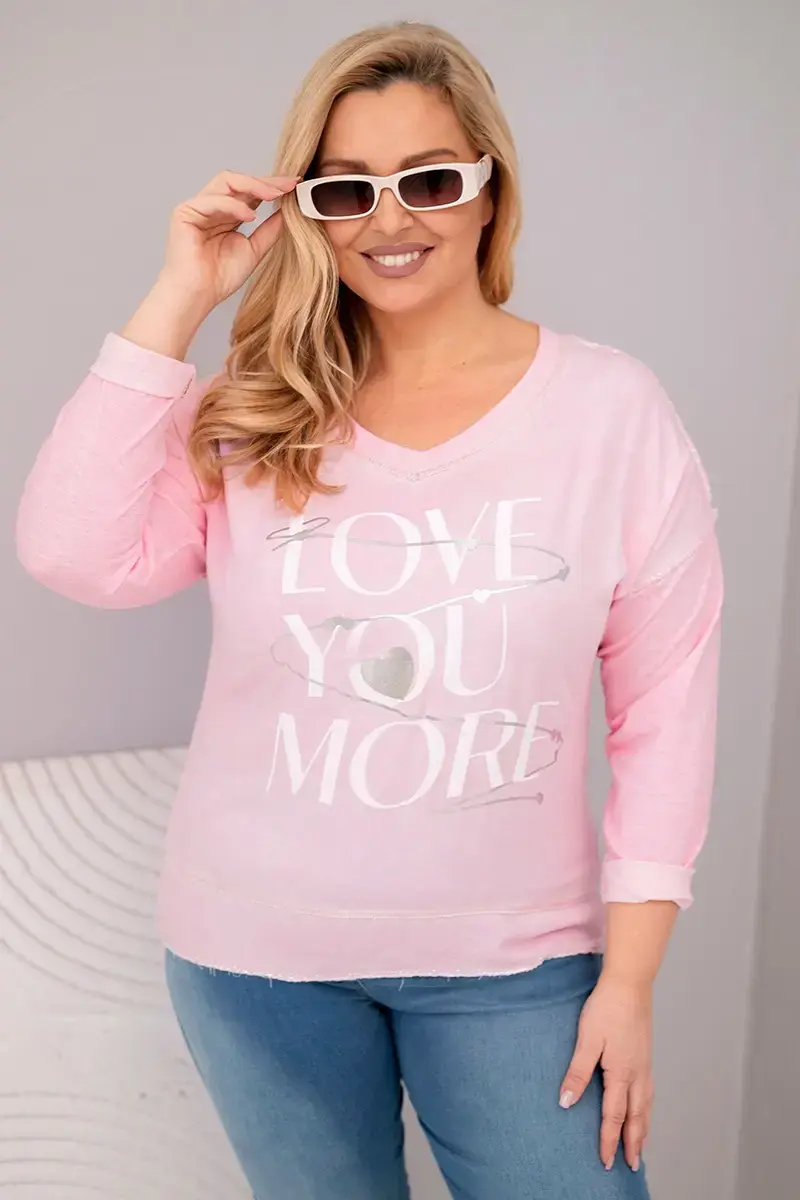 Kesi Włoski Dámská blůza Plus Size s nápisem Love You More světle růžová
