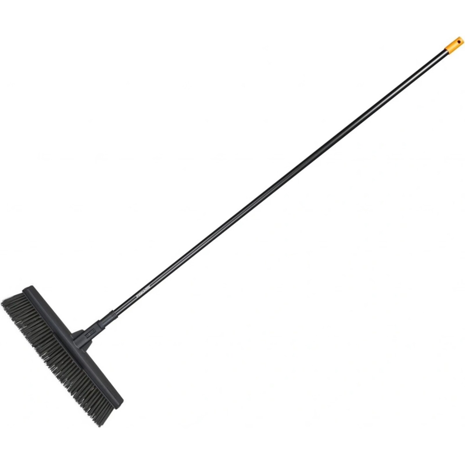 Univerzální koště M Fiskars Solid™