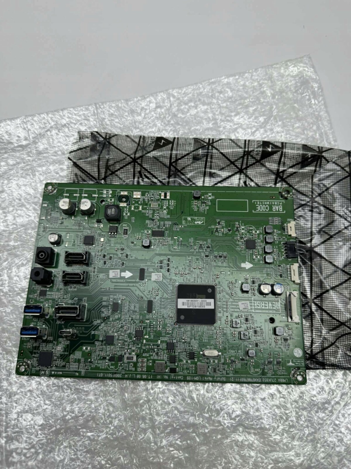 Samsung EBU64887401 – základní deska elektronický modul pro televizor