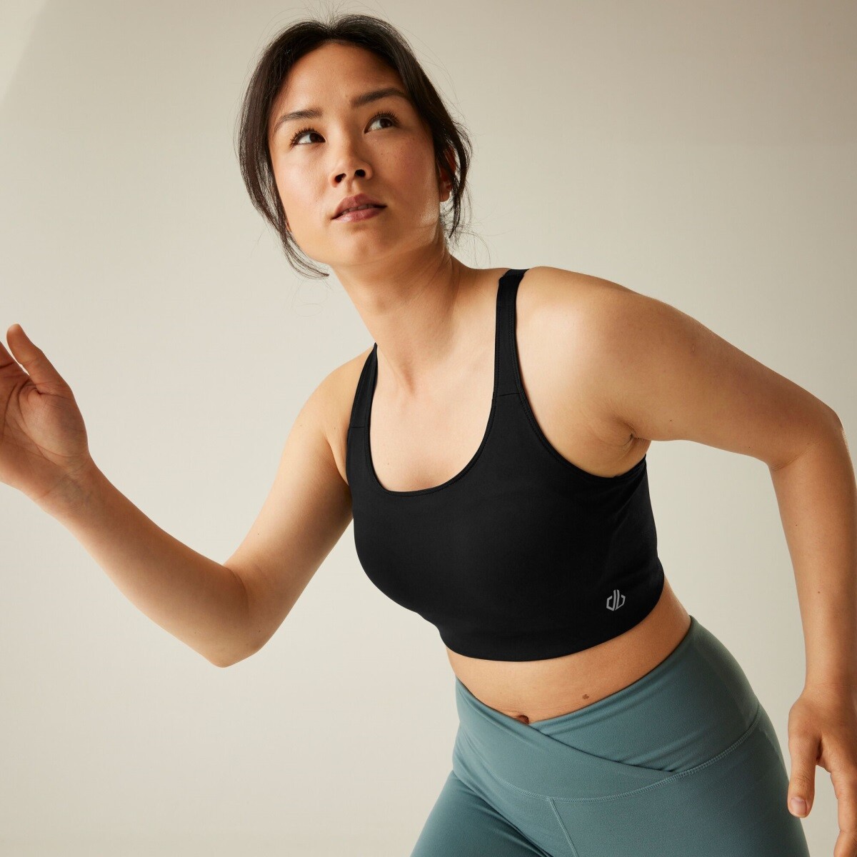 Dámská sportovní podprsenka dare2b power černá s (b/c)