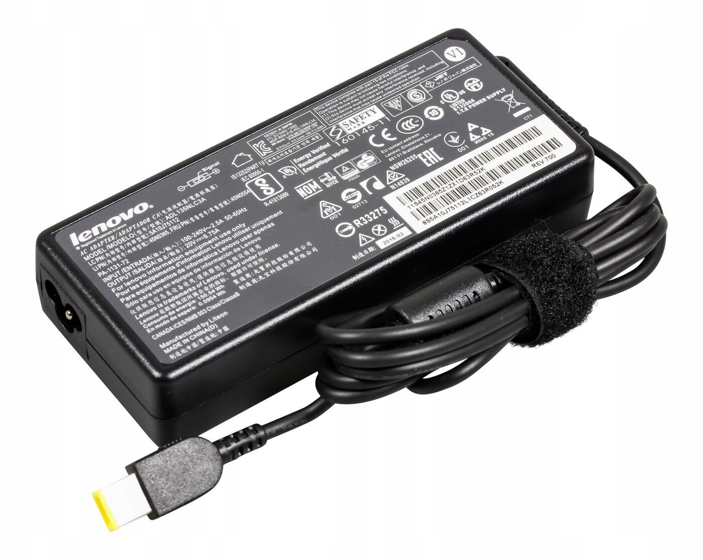 Lenovo 20V 6.75A Adaptér (cmn)