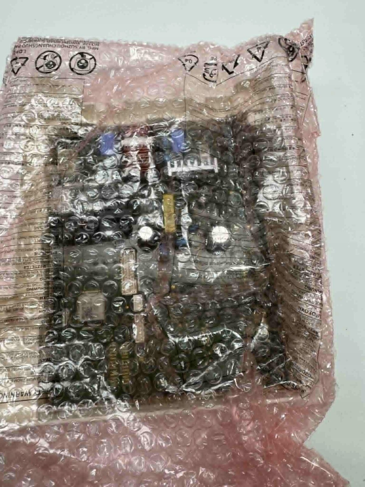 Samsung držák modulu (desky Pcb) praček značky Samsung DC92-02734G