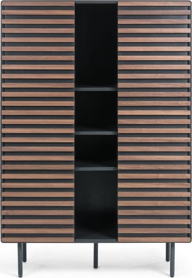 Černá/v přírodní barvě skříňka v dekoru ořechu 105x155x40 cm Kesia – Kave Home