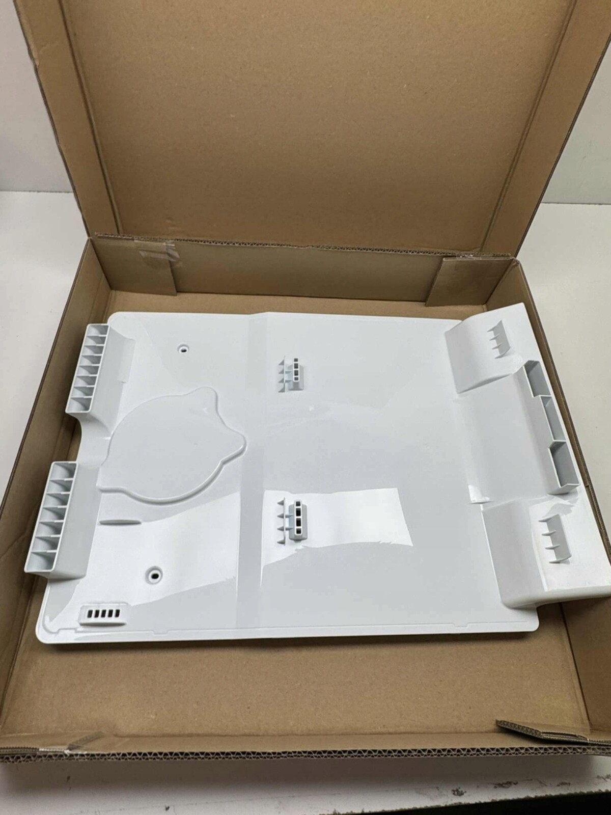 Zadní panel/ventilační mřížka chladničky Lg (AEB76308002)