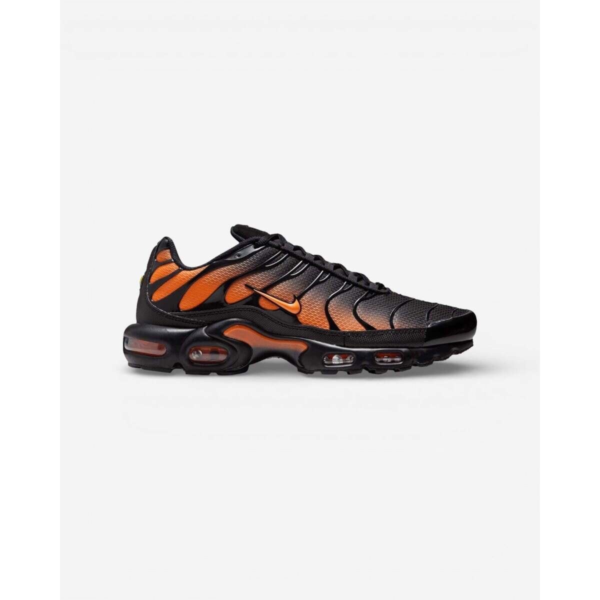 Nike  TN Air Max Plus Black Total Orange  Oranžová