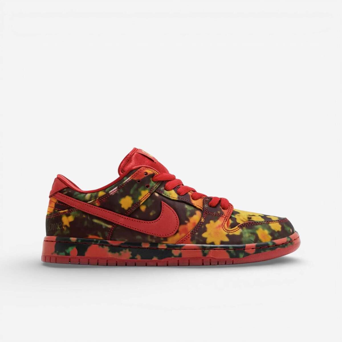 Nike  SB Dunk Low The Wizard of Oz Poppy Field  Černá