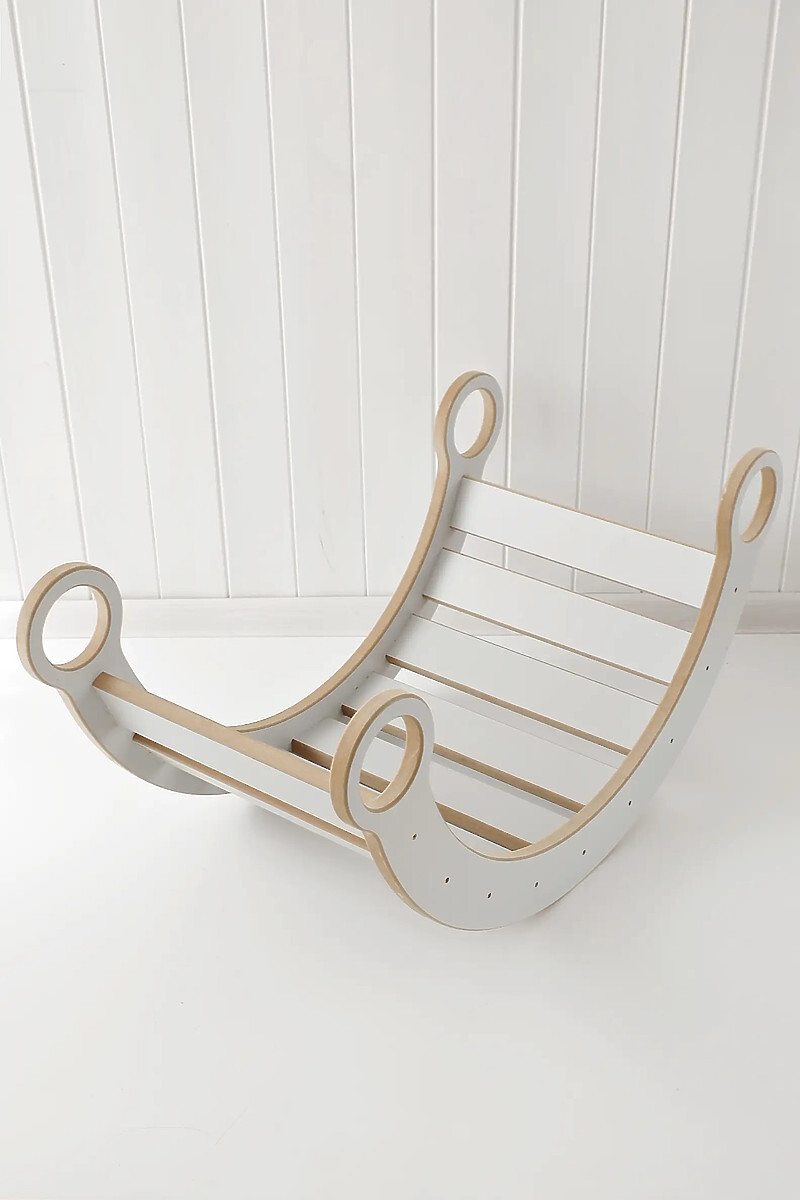 Dřevěná houpačka Montessori S - bílá