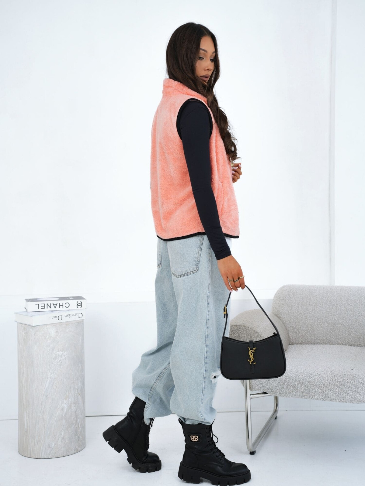 Dámská broskvová vesta