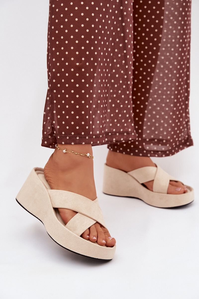 Boto Dámské pantofle na platformě z eko semiše béžové Calorine