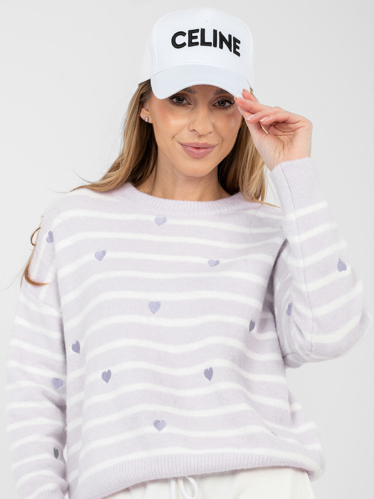 Svetrový pulovr s proužky a srdíčky