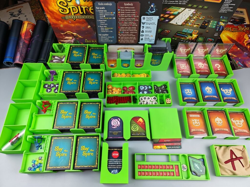 inserty.cz Insert: Slay the Spire: Sběratelská edice (černý, 0099) Varianta: CZ