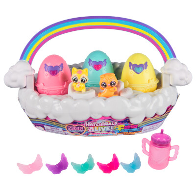 Hatchimals figurky s doplňky z duhového obláčku