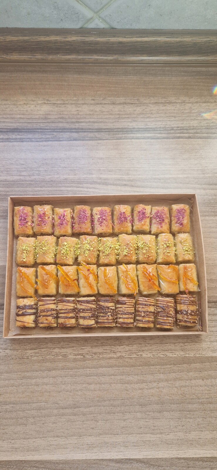 Baklava Mix 4 příchutě Baklava sušenky křehké sladké do kávy 500 g