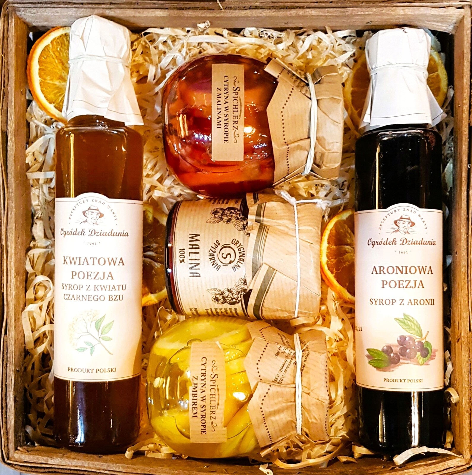 Dárkový Koš Dárek Ovoce V Sirupu Kon Malina