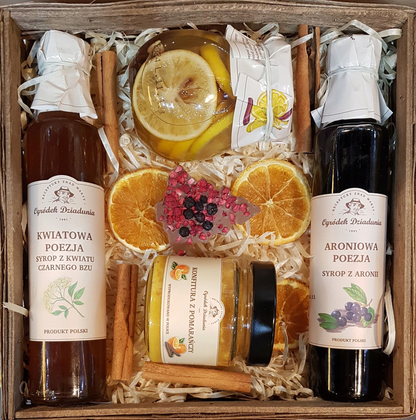 Dárkový Koš Dárek Sirup Čokoláda Zavařenina Citrony Vánoční Stromek Na Vánoce