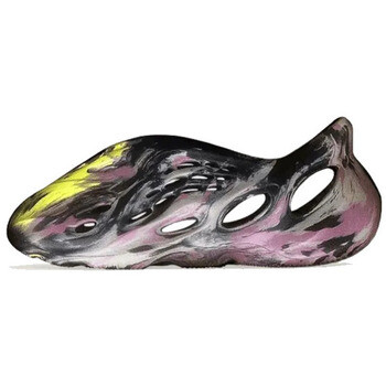 adidas  Yeezy Foam RNNR MX Carbon  Černá