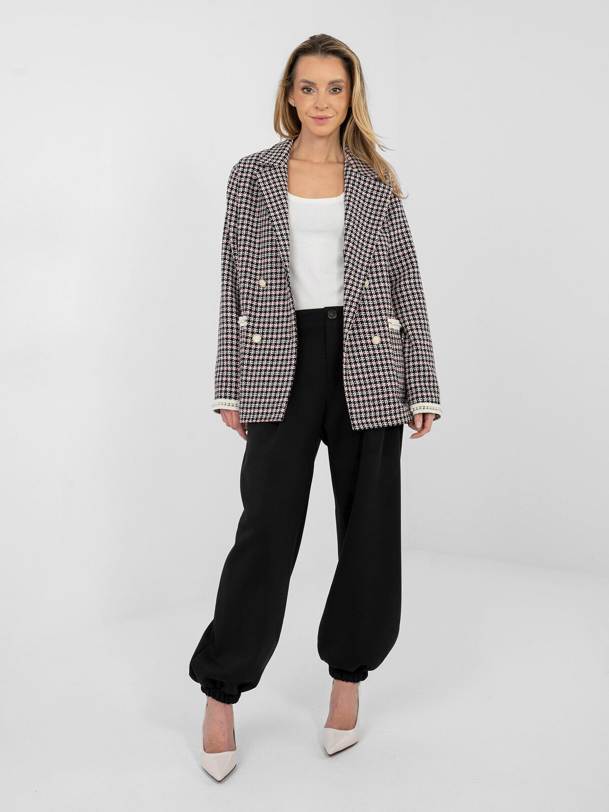 Černé kalhoty s volným střihem