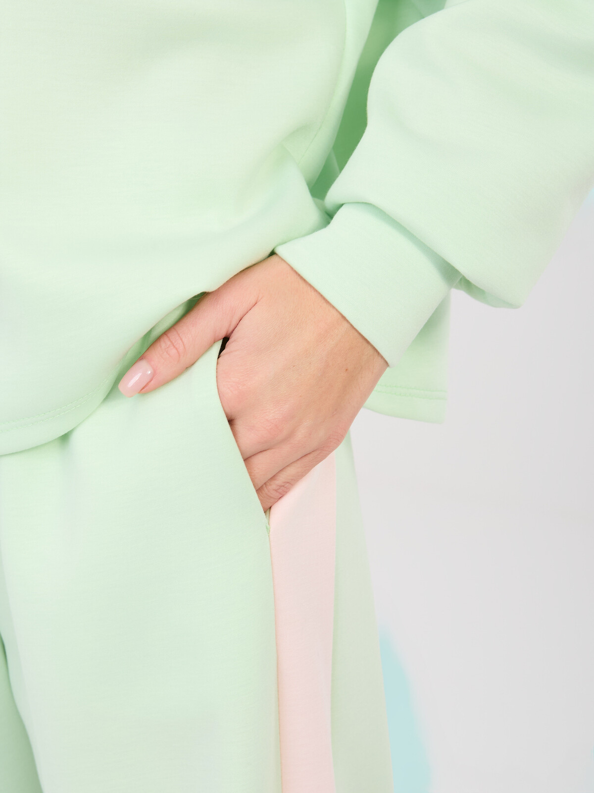 Světle zelený dámský komplet