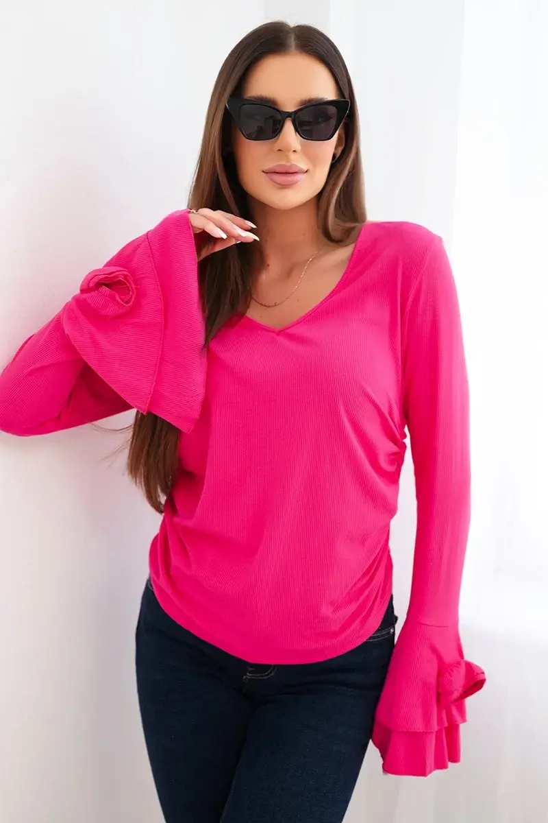 Riflová halenka s volány a V-výstřihem