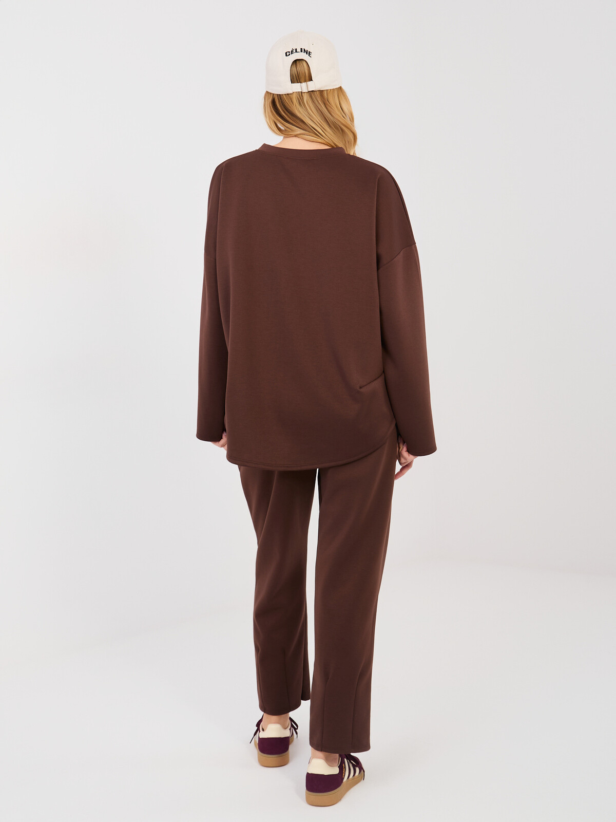 Dámská tepláková souprava v tmavě hnědé barvě