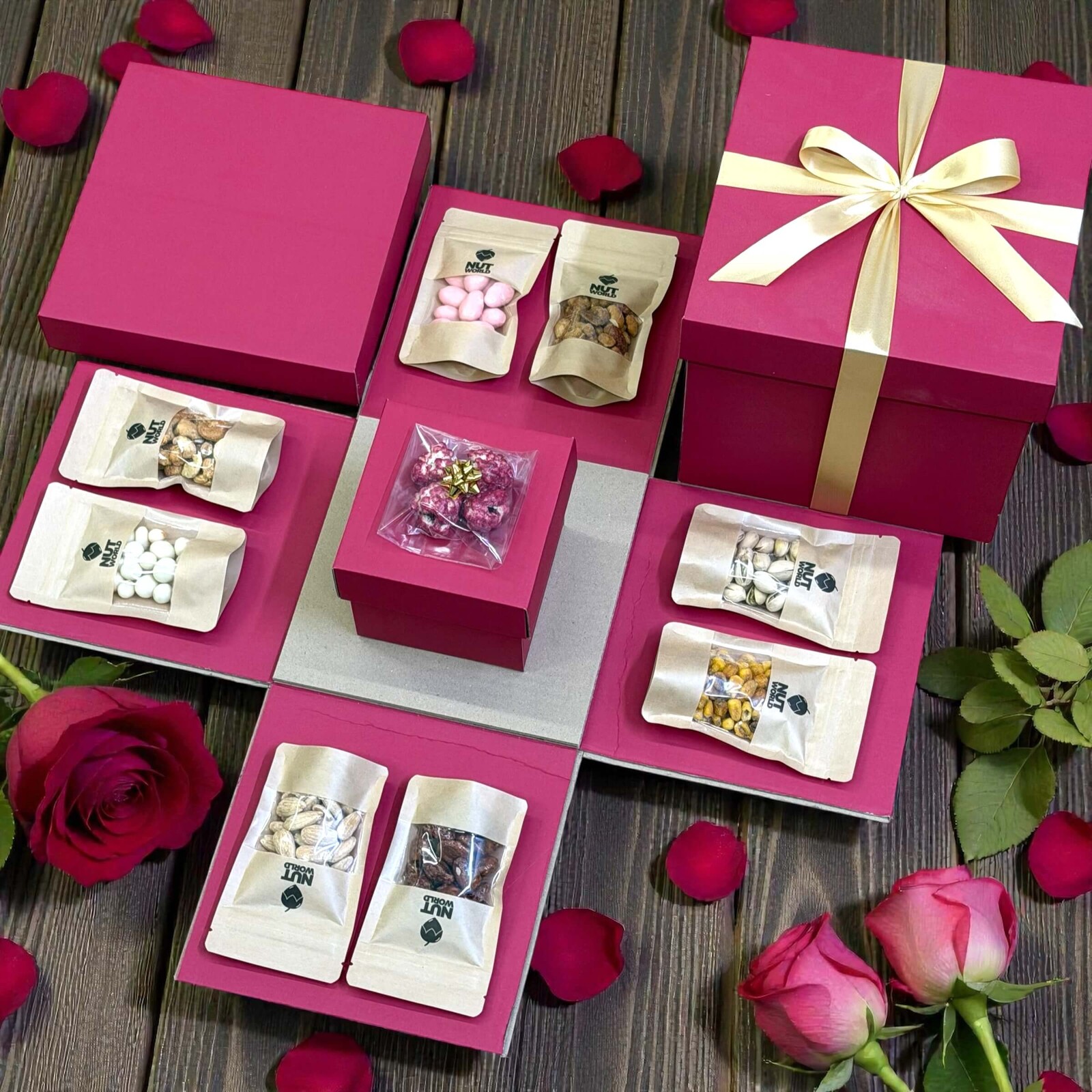 Nutworld.cz Červená dárková ořechová krabice s překvapením pro ženy - LIMITOVANÁ EDICE