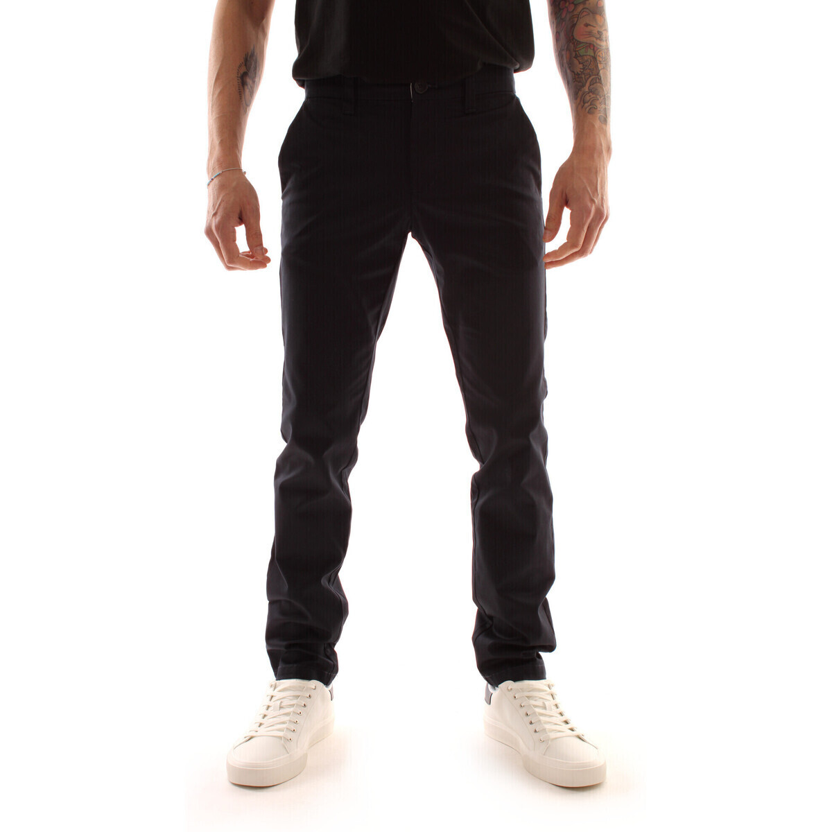 EAX  8NZP20ZN1RZ  Modrá