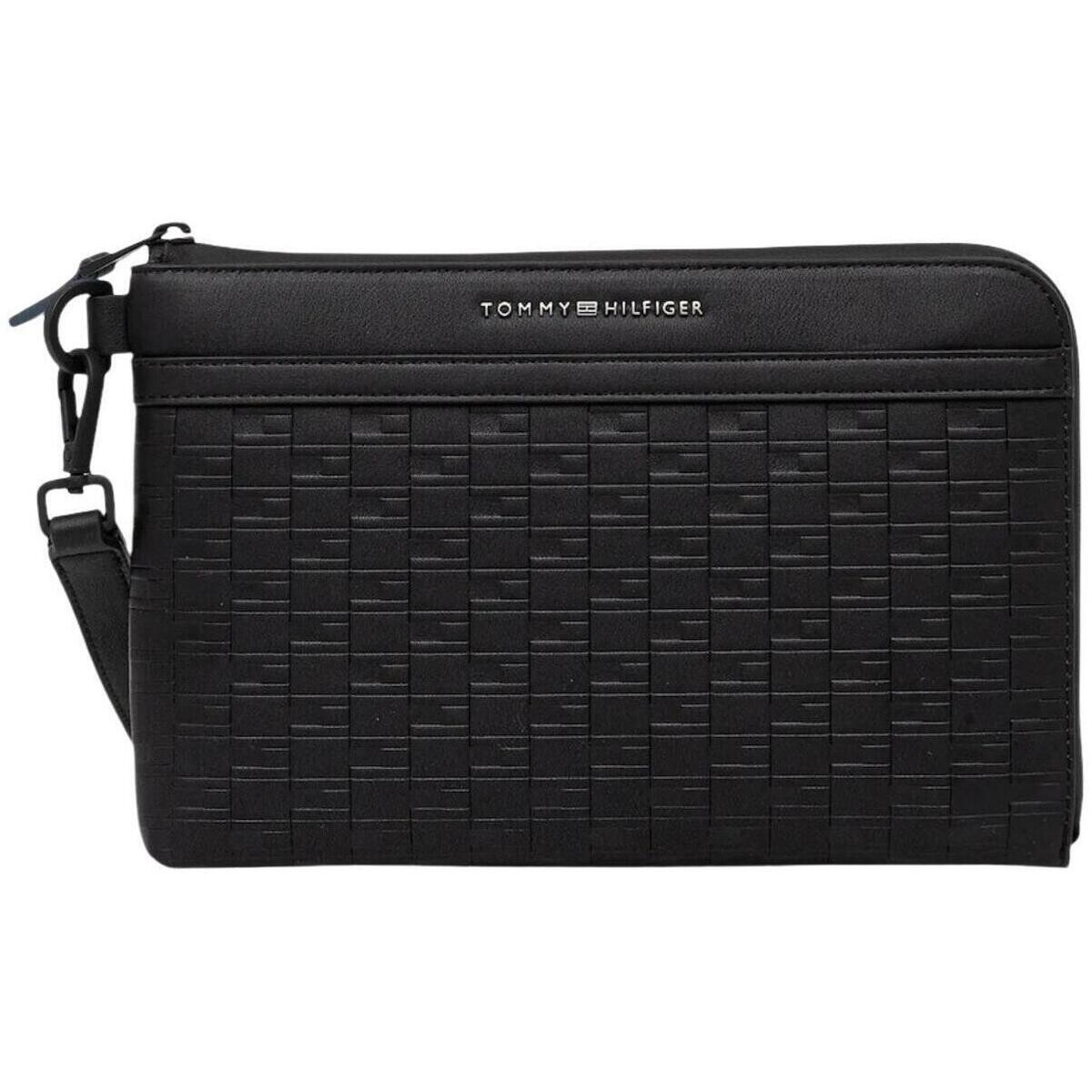 Tommy Hilfiger  TH MODERN POUCH AM0AM13952  Černá