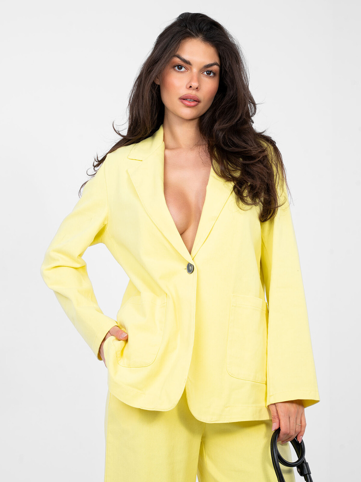 Žlutý dámský blazer