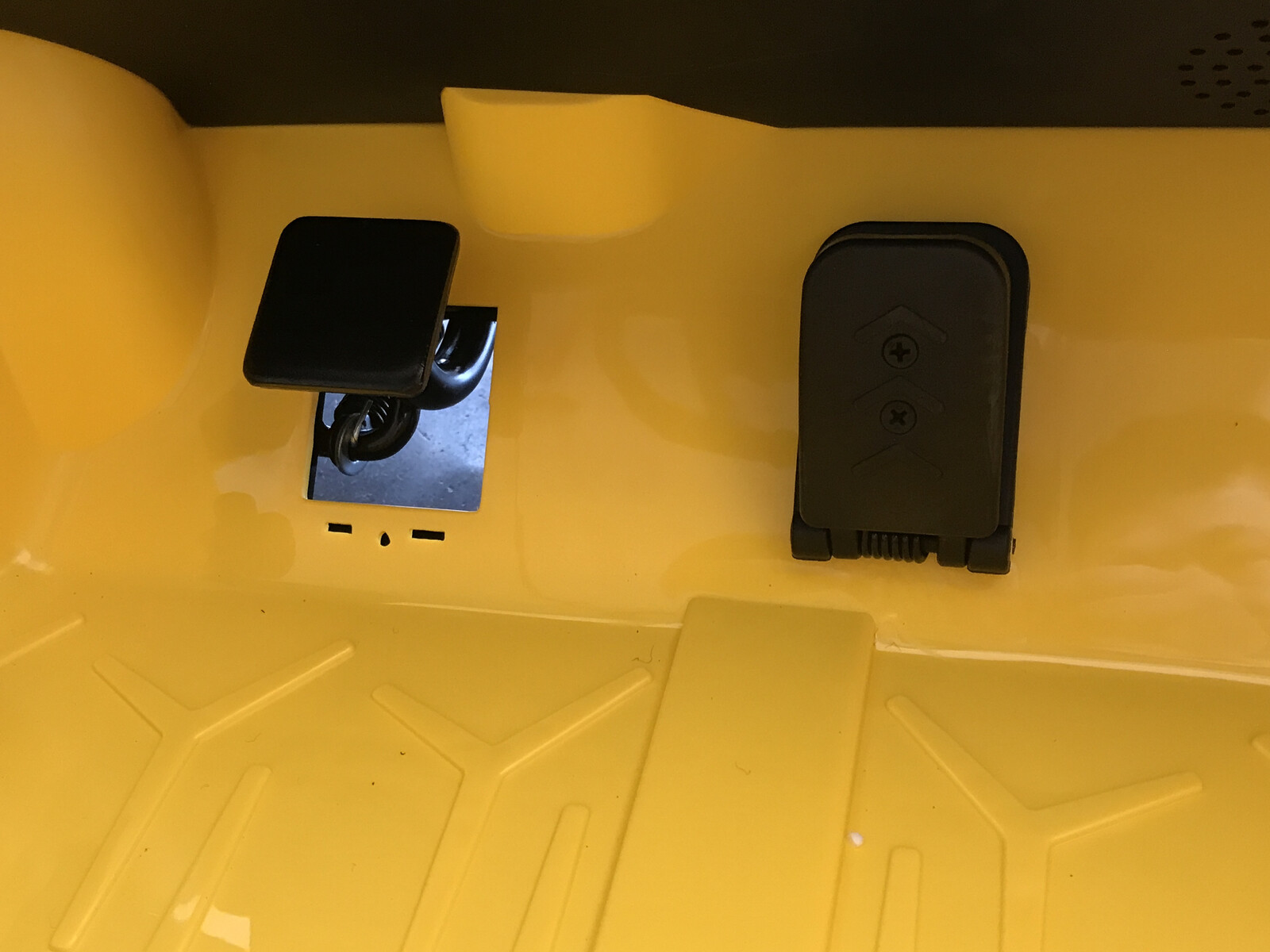 mamido Náhradní pedál pro Lamborghini Revuelto