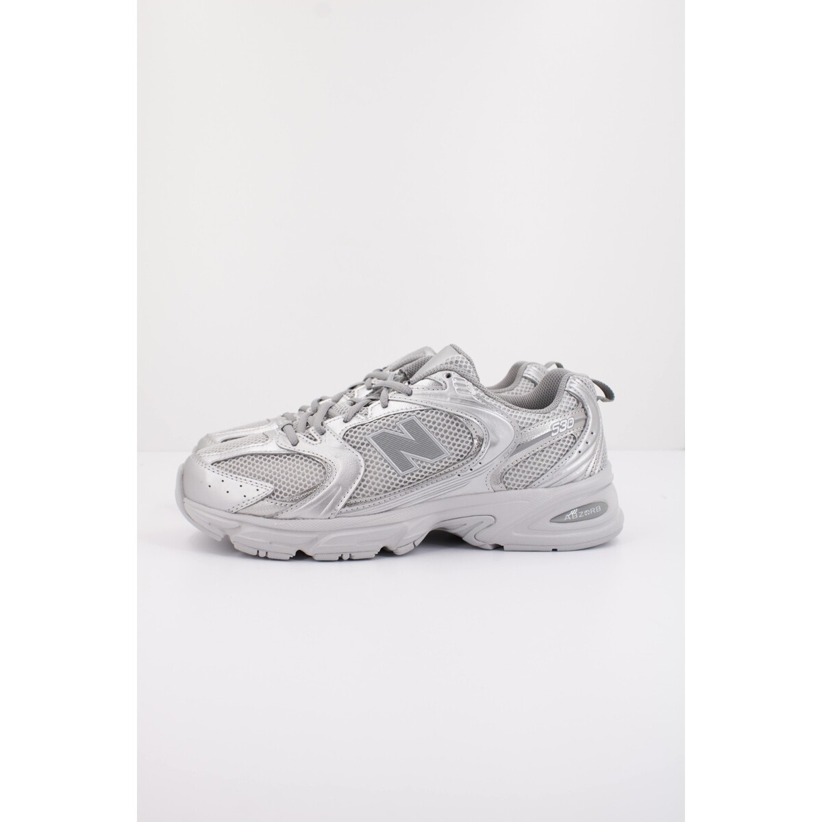 New Balance  MR530  Stříbrná