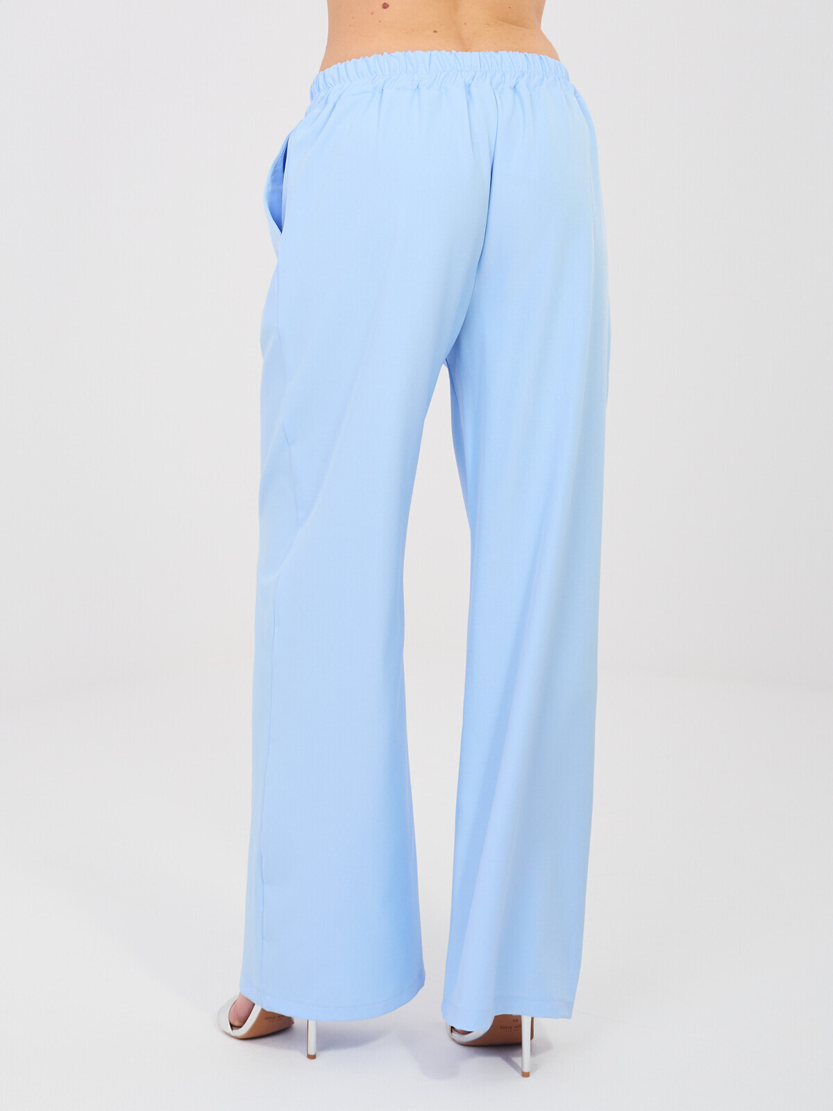 Světle modré jednobarevné kalhoty