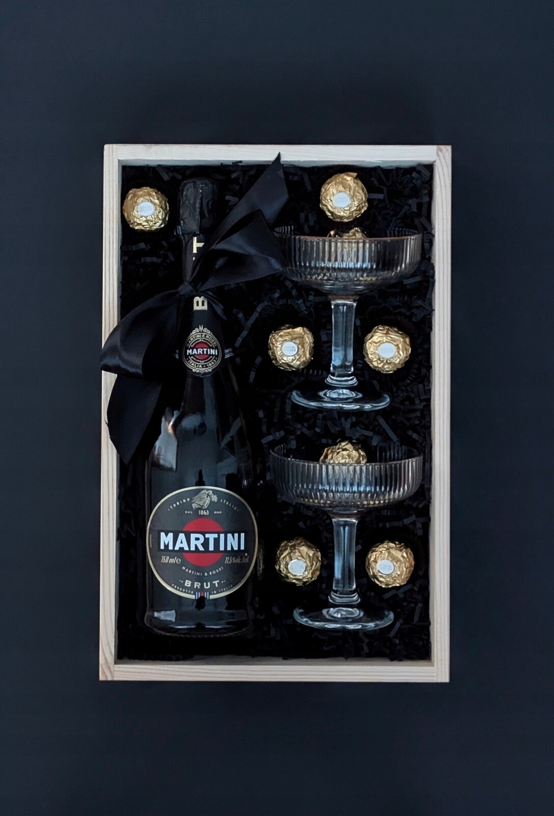 Midnight Martini Gold luxusní dárková bedýnka z masivu se sektem