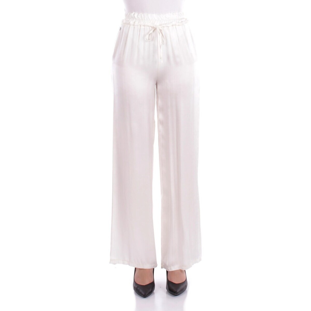 Manila Grace  P052VU  ruznobarevne