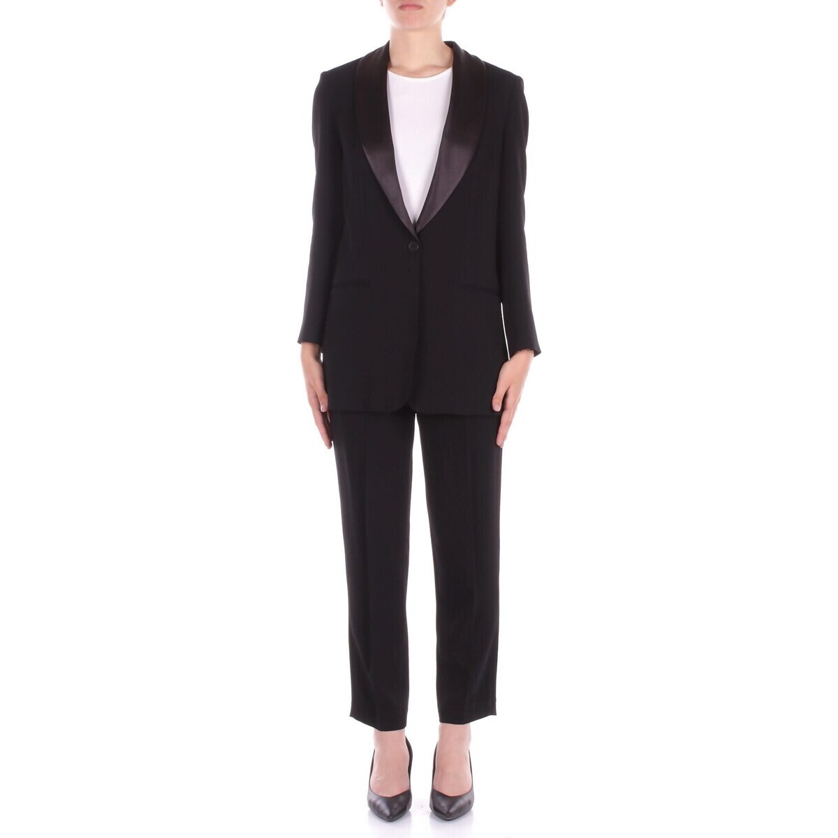 Manila Grace  G162VU  Černá